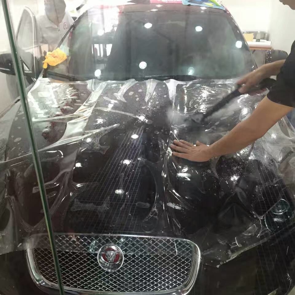 汽车美容学校分享之隐形车衣的好处