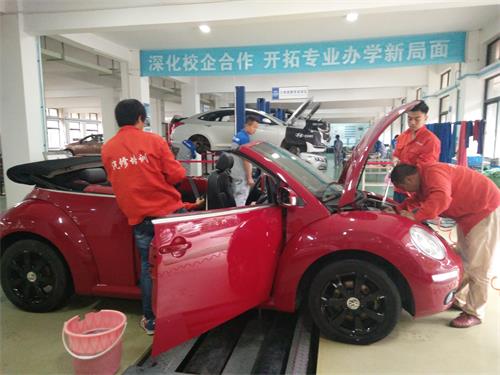 武汉汽车美容学校老师分享几点员工管理法则